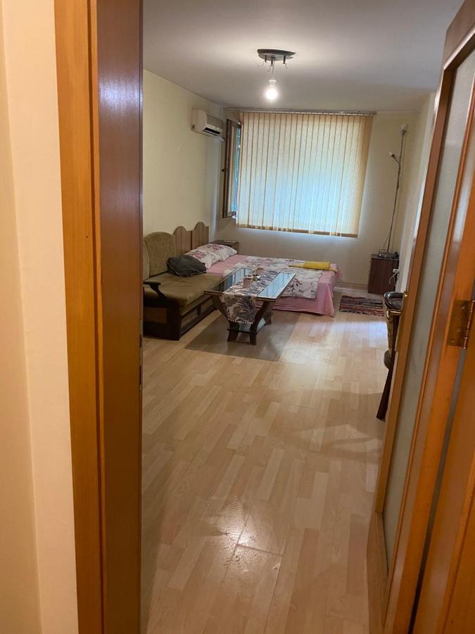 Апартамент Столетов Varna Bagian luar foto